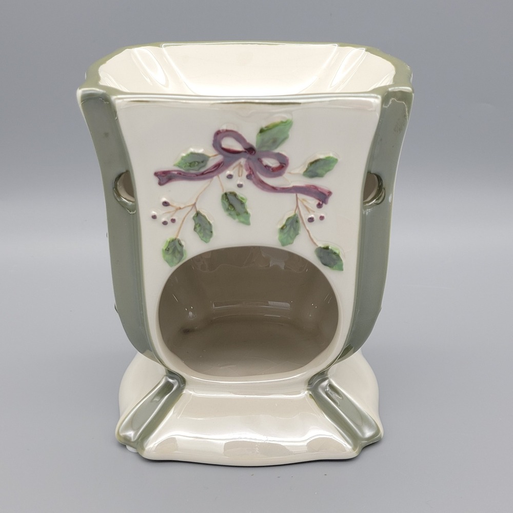 Yankee Candle Holly Berry Tealight Wax Melt Warmer Ceramic Holiday Christmas - Picture 3 of 6